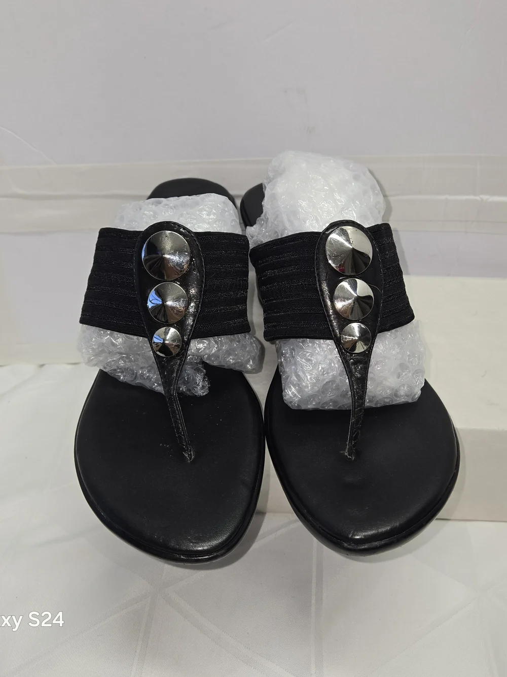 White Mountain classic black